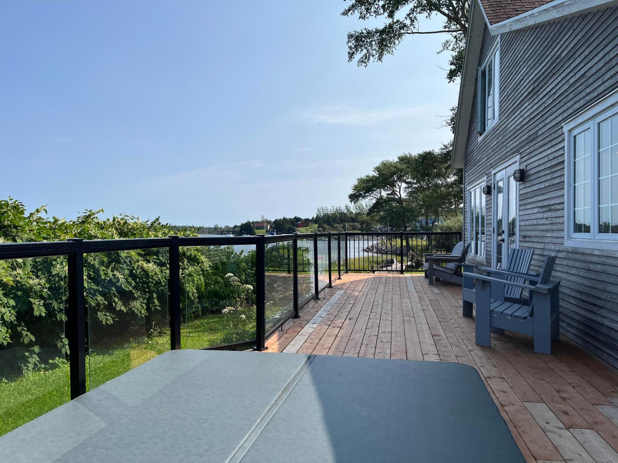 Groundswell Pub & Inn D'Escousse 외부 사진